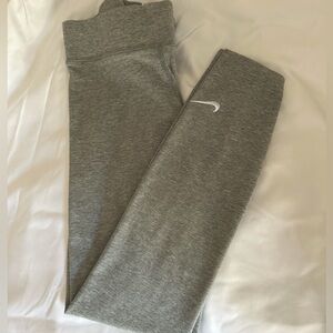 Nike Gray High-Waist Leggings with White Swoosh